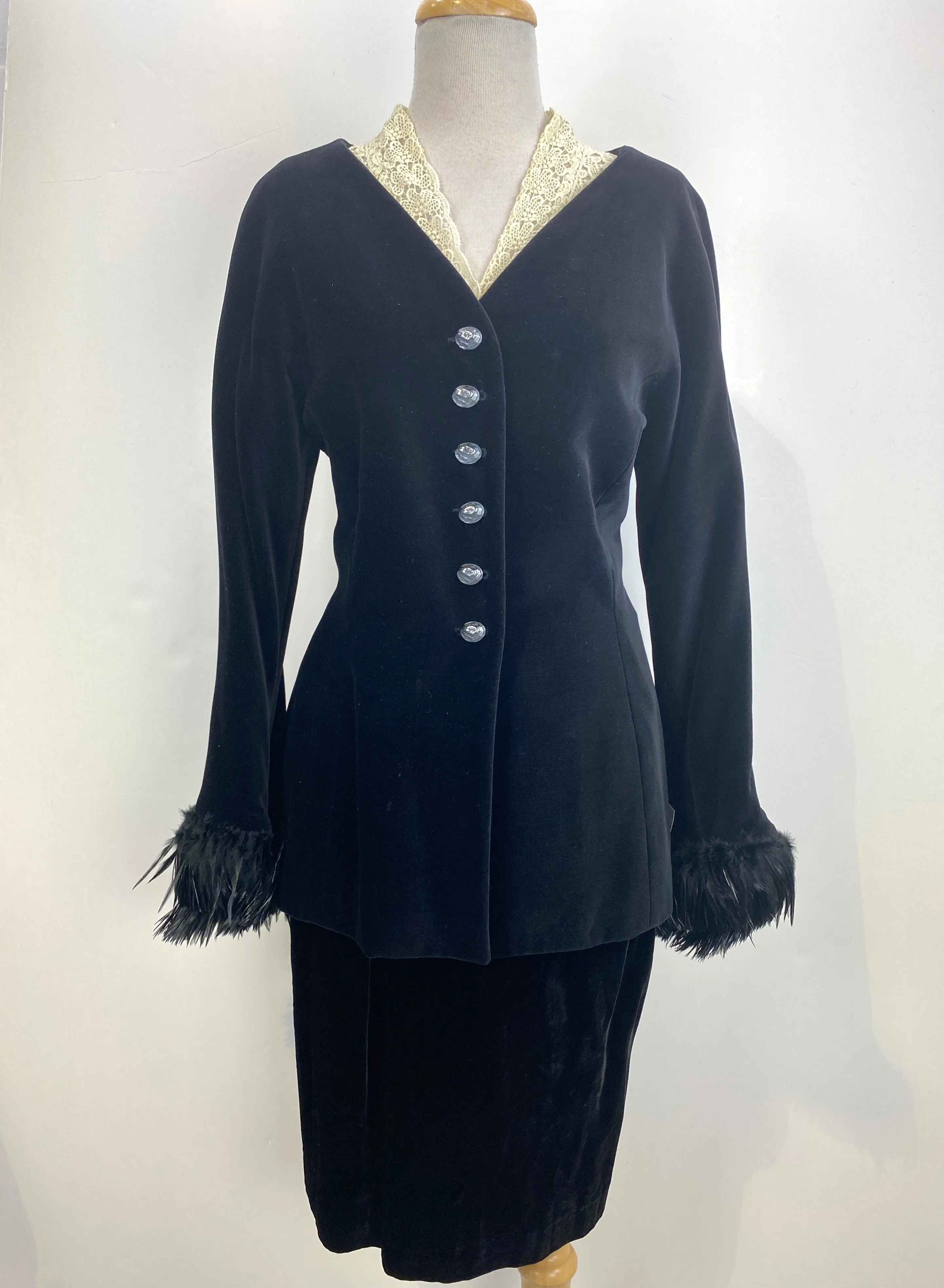 Vintage 1980s Women's Black Velvet Feather Trim Jacket, Myréne De PréMonville, Medium